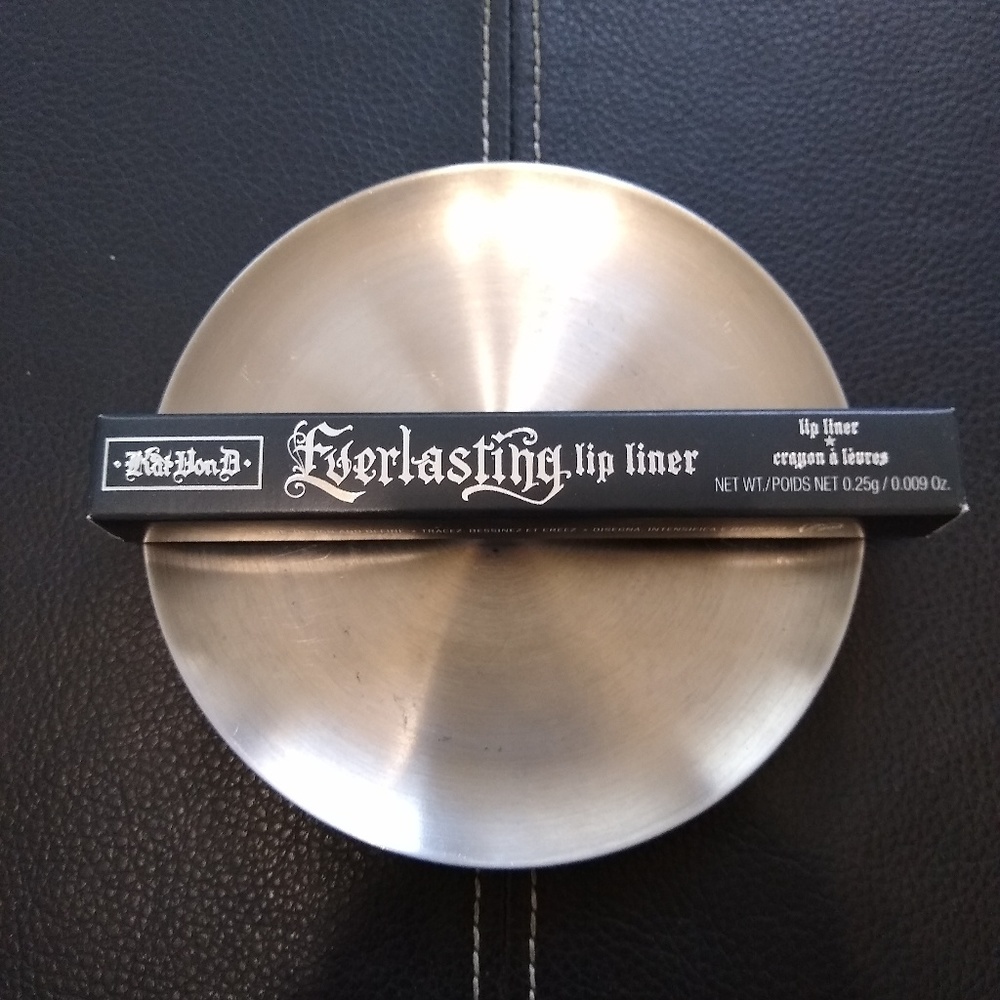 Kat Von D Everlasting Lip Liner